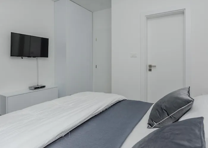 アパート Andelka ビビニェ