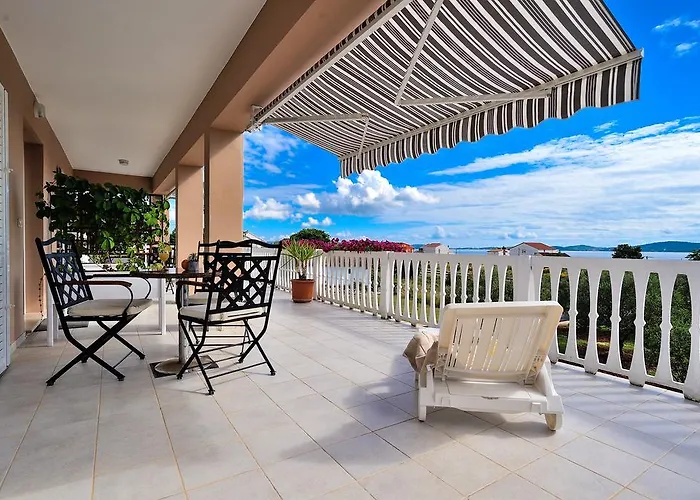 アパート Andelka ビビニェ