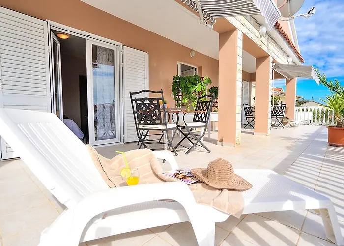 アパート Andelka